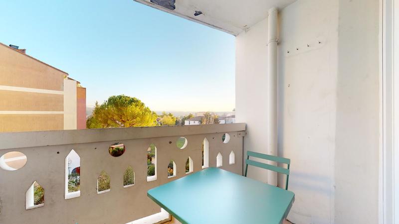 Appartement - 101 m² - 6 pièces