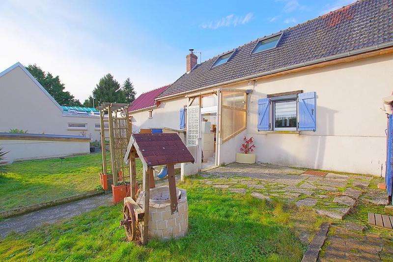 Maison - 95 m² - 4 pièces