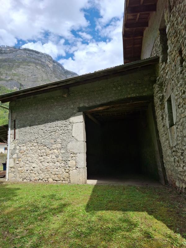 Maison - 200 m² - 8 pièces