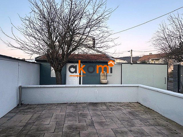 Maison - 102 m² - 4 pièces