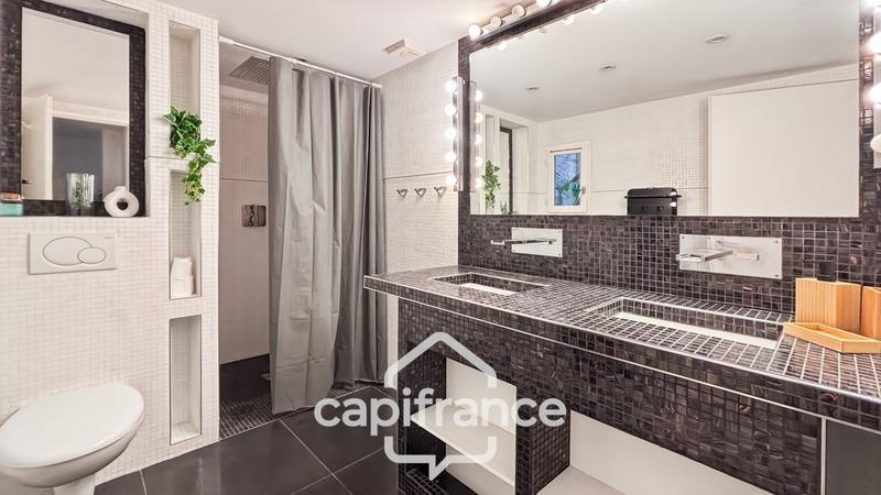 Local commercial - 92 m² - 3 pièces