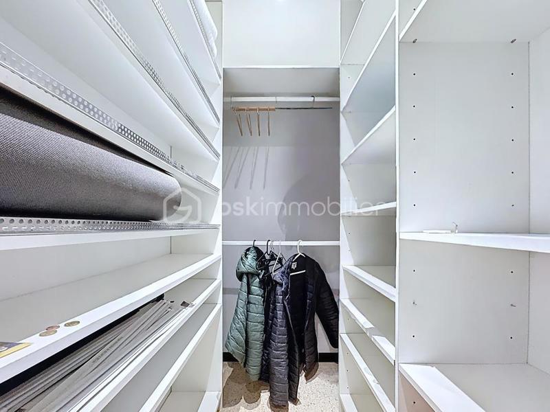 Appartement - 95 m² - 6 pièces