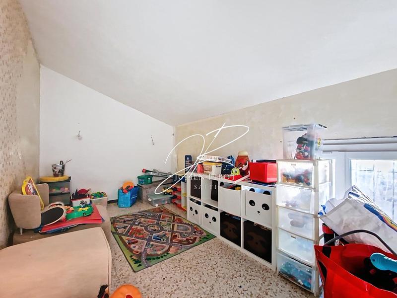 Maison - 170 m² - 8 pièces