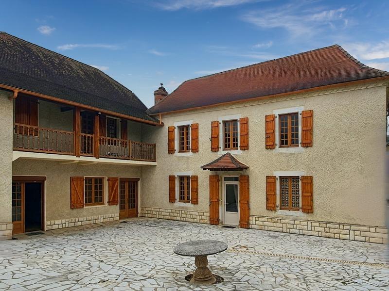 Maison de campagne - 237 m² - 8 pièces
