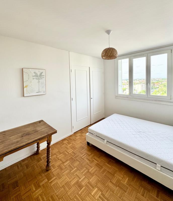 Appartement - 72 m² - 4 pièces