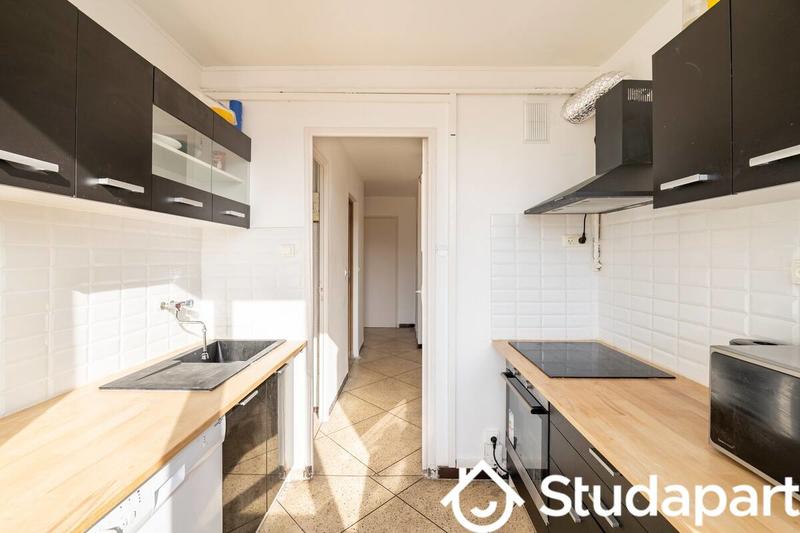 Chambre - 11 m² - 1 pièce