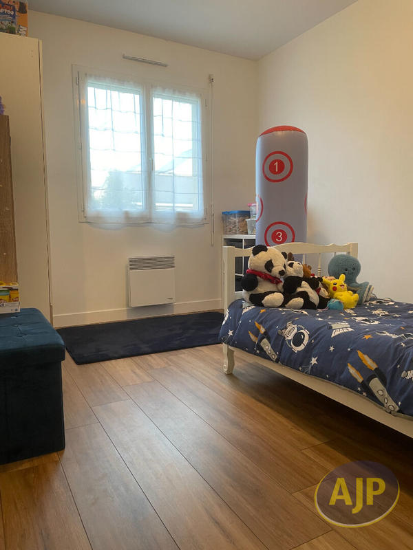 Maison - 83 m² - 4 pièces