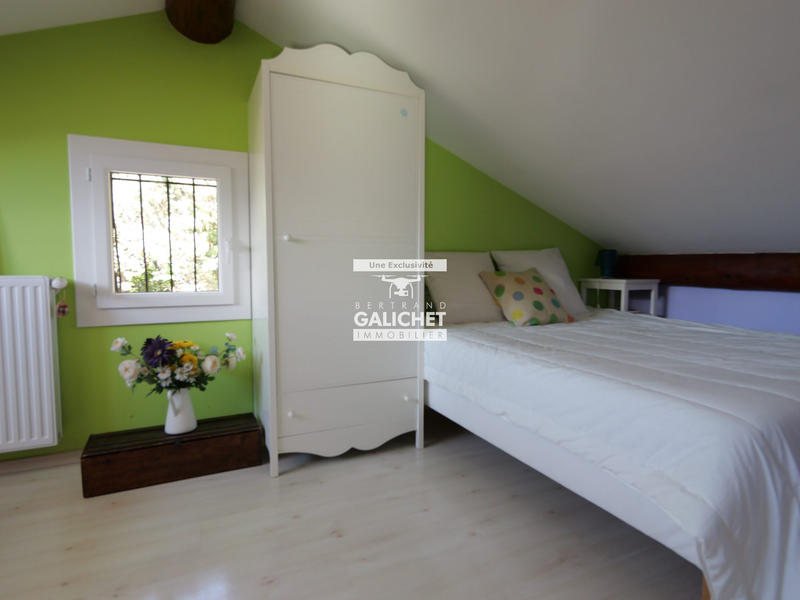 Maison traditionnelle - 155 m² - 5 pièces