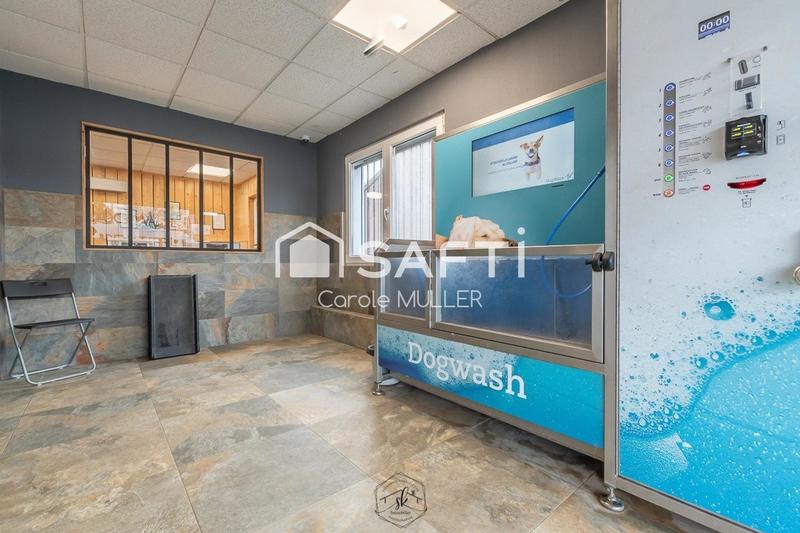 Local commercial - 115 m²