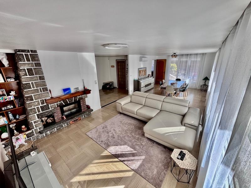 Appartement ancien - 116 m² - 3 pièces