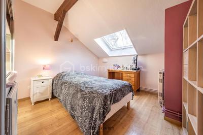 Appartement - 92 m² - 5 pièces