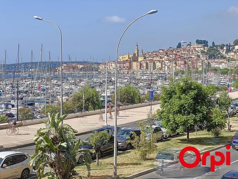 Studio - 26 m² - 1 pièce