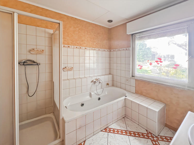 Maison - 205 m² - 8 pièces