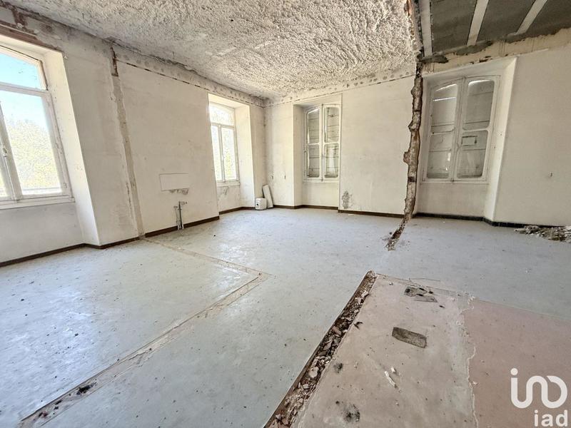 Maison - 800 m² - 11 pièces