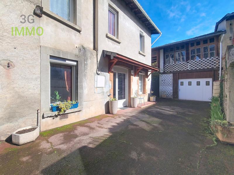 Maison de village - 117 m² - 6 pièces