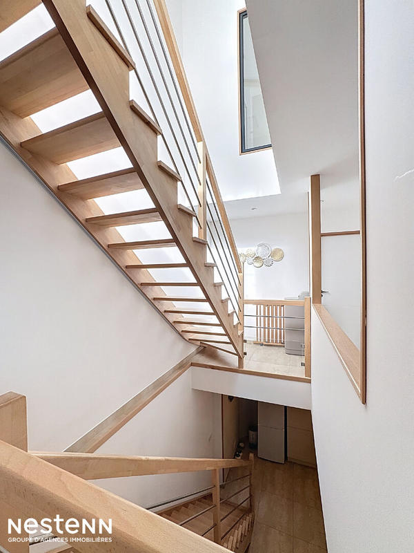 Maison - 140 m² - 5 pièces