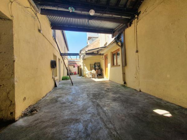 Immeuble - 153 m² - 5 pièces