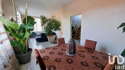 Maison - 201 m² - 6 pièces