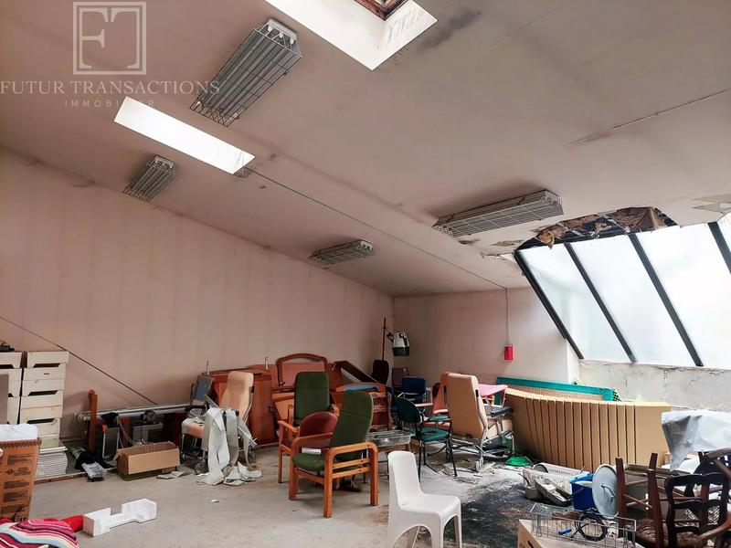 Maison - 296 m² - 11 pièces