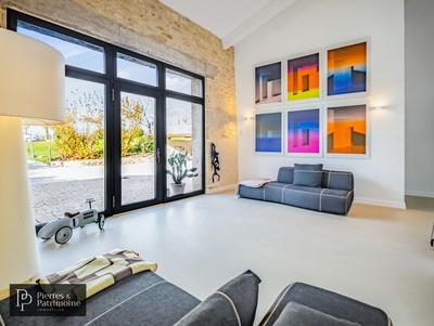 Propriété - 362 m² - 11 pièces