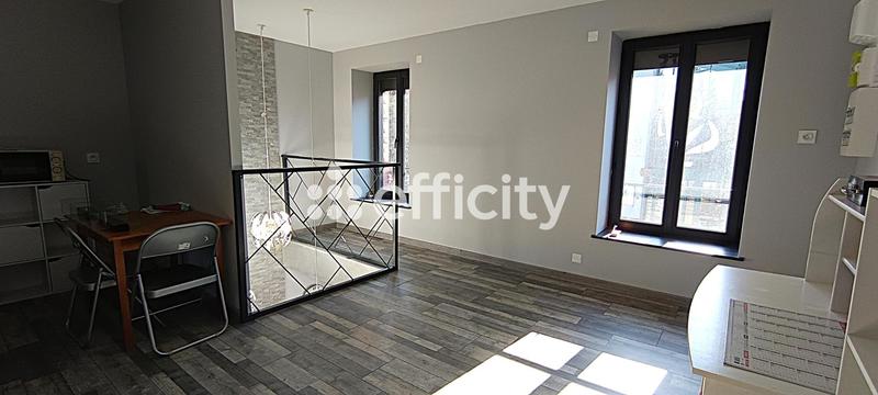 Immeuble - 240 m² - 6 pièces