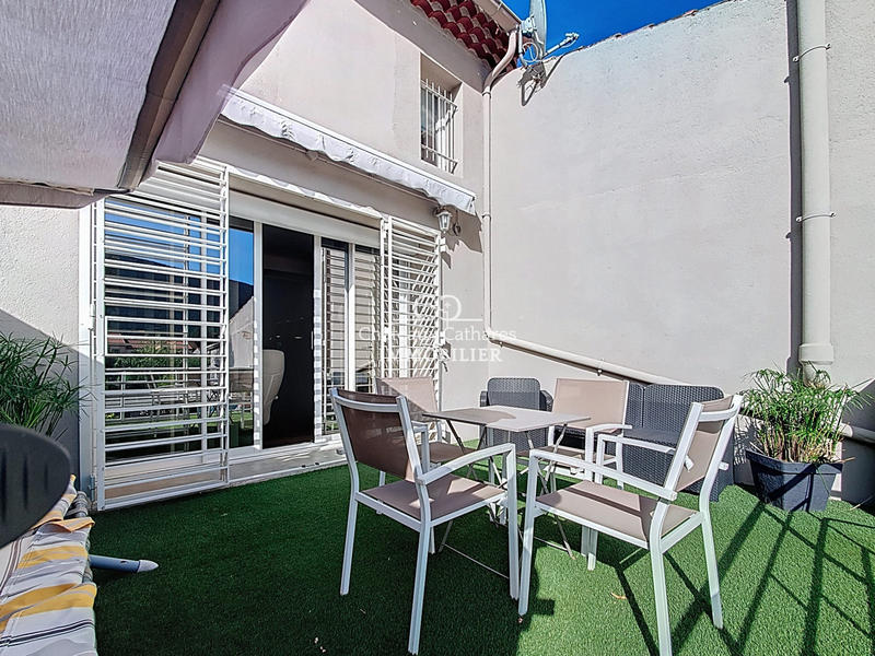 Maison ancienne - 250 m² - 9 pièces