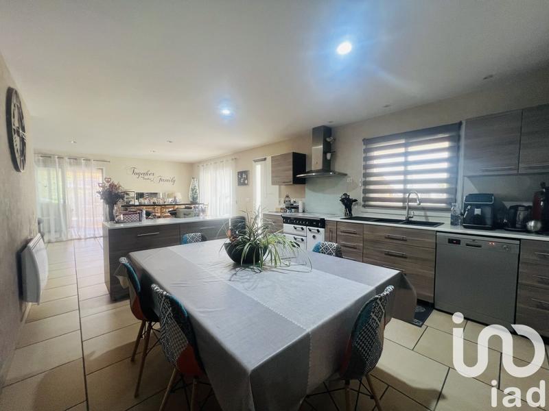 Maison - 193 m² - 6 pièces