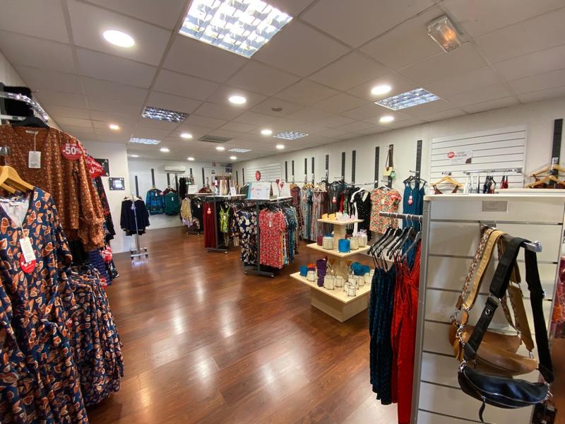 Local commercial - 127 m²