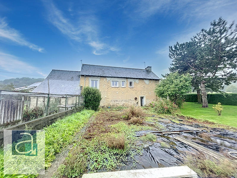 Maison - 96 m² - 5 pièces