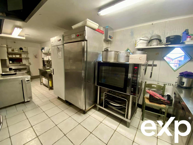 Fonds de commerce - 160 m²