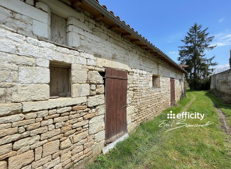 Maison - 96 m² - 4 pièces