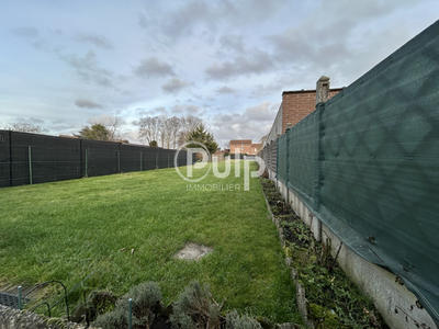 Maison - 90 m² - 6 pièces