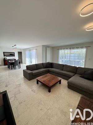 Maison - 138 m² - 5 pièces