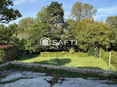 Maison - 175 m² - 9 pièces