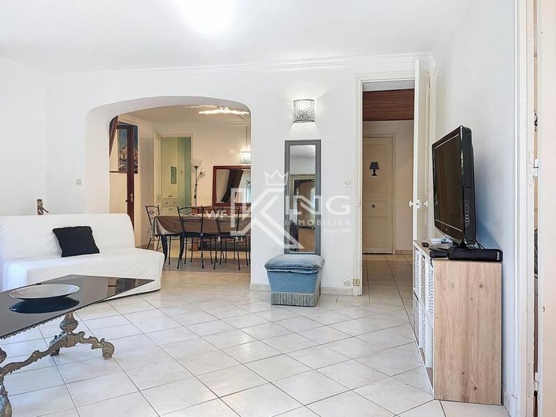 Appartement - 90 m² - 3 pièces