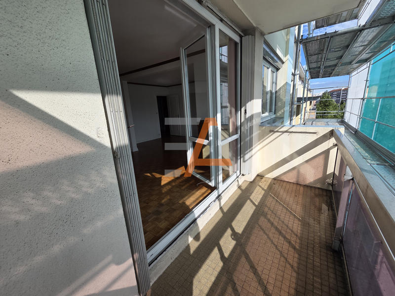 Appartement - 105 m² - 5 pièces