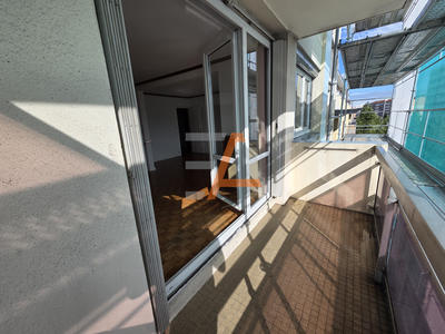 Appartement - 105 m² - 5 pièces