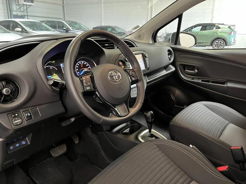 Toyota Yaris III Phase 3 1.5 VVTi Hybrid 100h E-Cvt 75 Ch Dynamic - Garantie Constructeur 05/2025