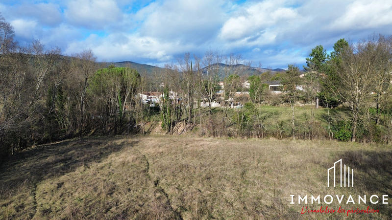 Terrain - 2 299 m²