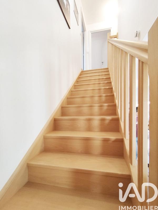 Maison - 90 m² - 6 pièces