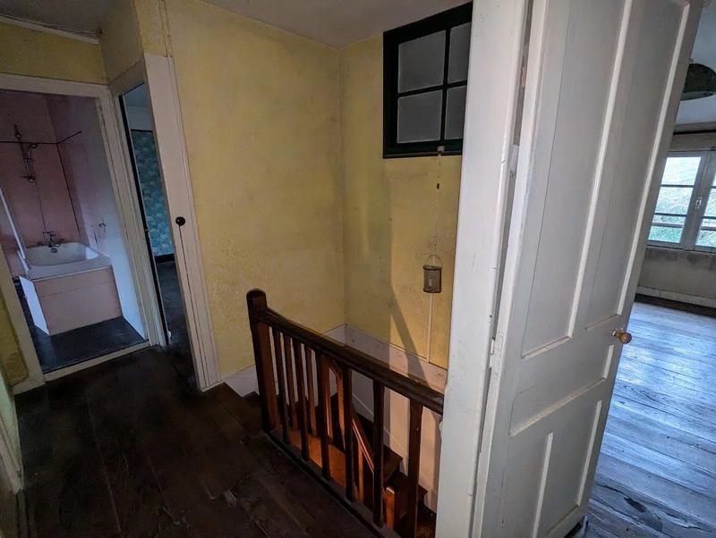 Maison - 200 m² - 7 pièces