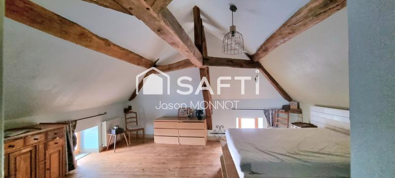 Maison - 270 m² - 10 pièces