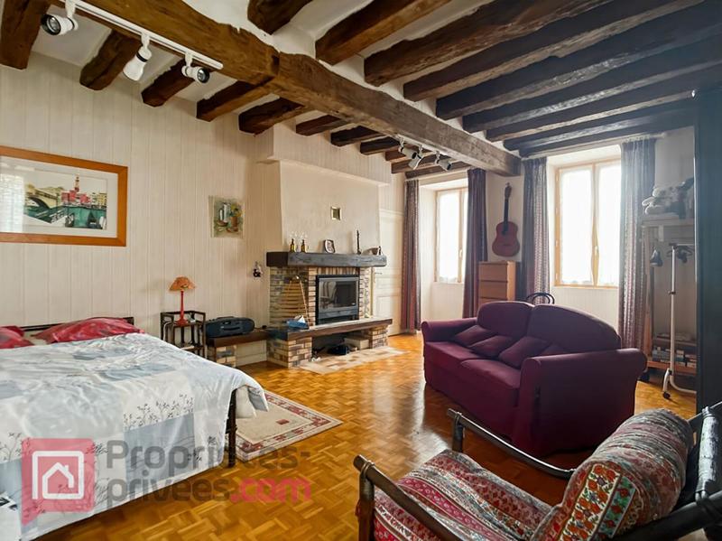 Maison - 353 m² - 9 pièces