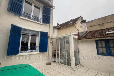 Pavillon - 100 m² - 5 pièces