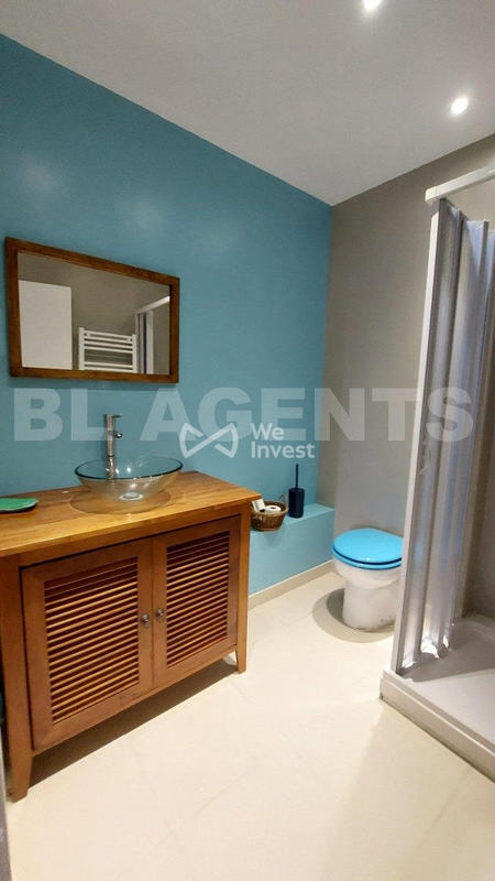 Maison - 177 m² - 9 pièces