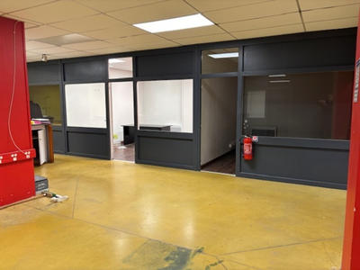Local d'activité / Entrepôt - 1 090 m²