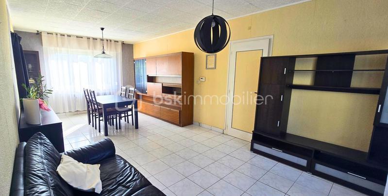 Maison - 85 m² - 4 pièces