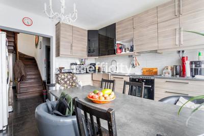 Maison - 153 m² - 6 pièces