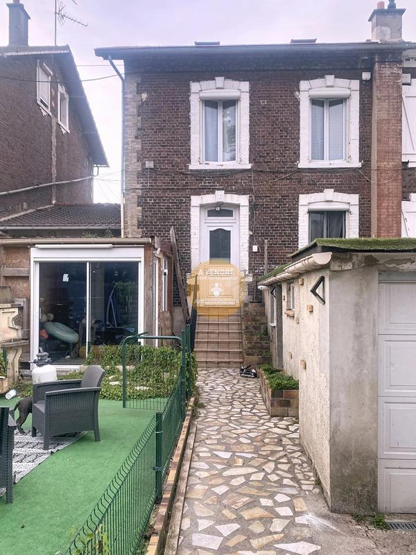 Maison - 74 m² - 4 pièces