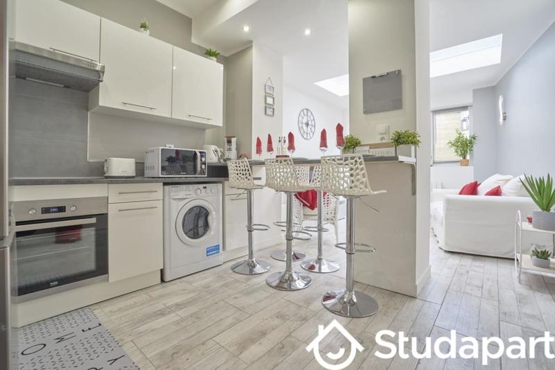 Chambre - 12 m² - 1 pièce